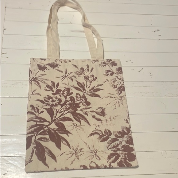 NWOT Gucci Beige Floral Tote Bag - Picture 4 of 6